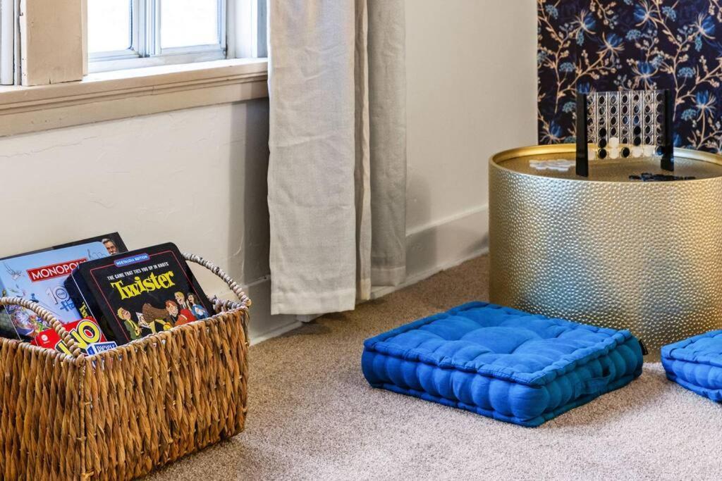 Downtown Escape: 3br - Game/movie - Foosball Holiday home Pittsburgh